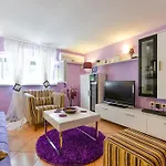 Mirana With Garden And Free Parking *