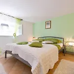 Mirana With Garden And Free Parking *