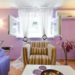 Mirana With Garden And Free Parking شقة