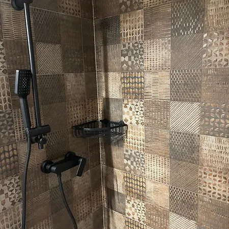 Mirana With Garden And Free Parking Ζαντάρ