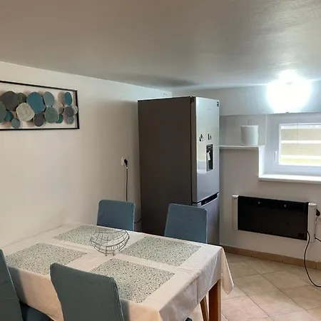 Mirana With Garden And Free Parking Ζαντάρ