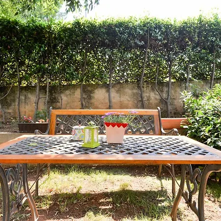 Mirana With Garden And Free Parking דירה