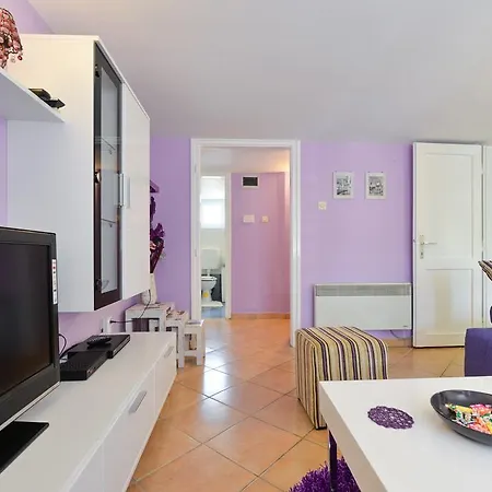 Mirana With Garden And Free Parking * Ζαντάρ