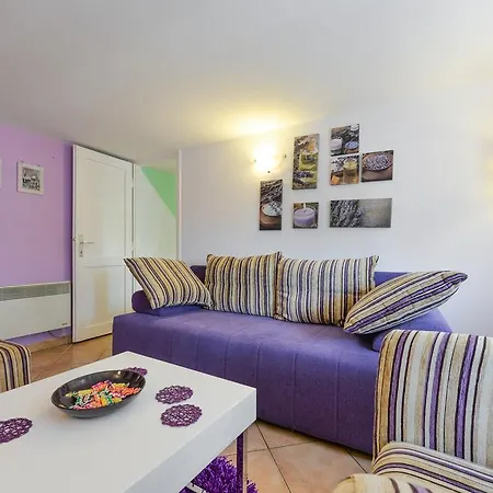 דירה Mirana With Garden And Free Parking
