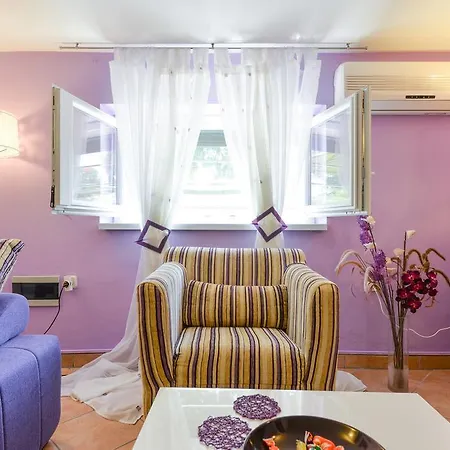 Mirana With Garden And Free Parking Διαμέρισμα