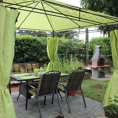 Mirana With Garden And Free Parking Ζαντάρ