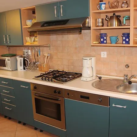 Mirana With Garden And Free Parking Διαμέρισμα *